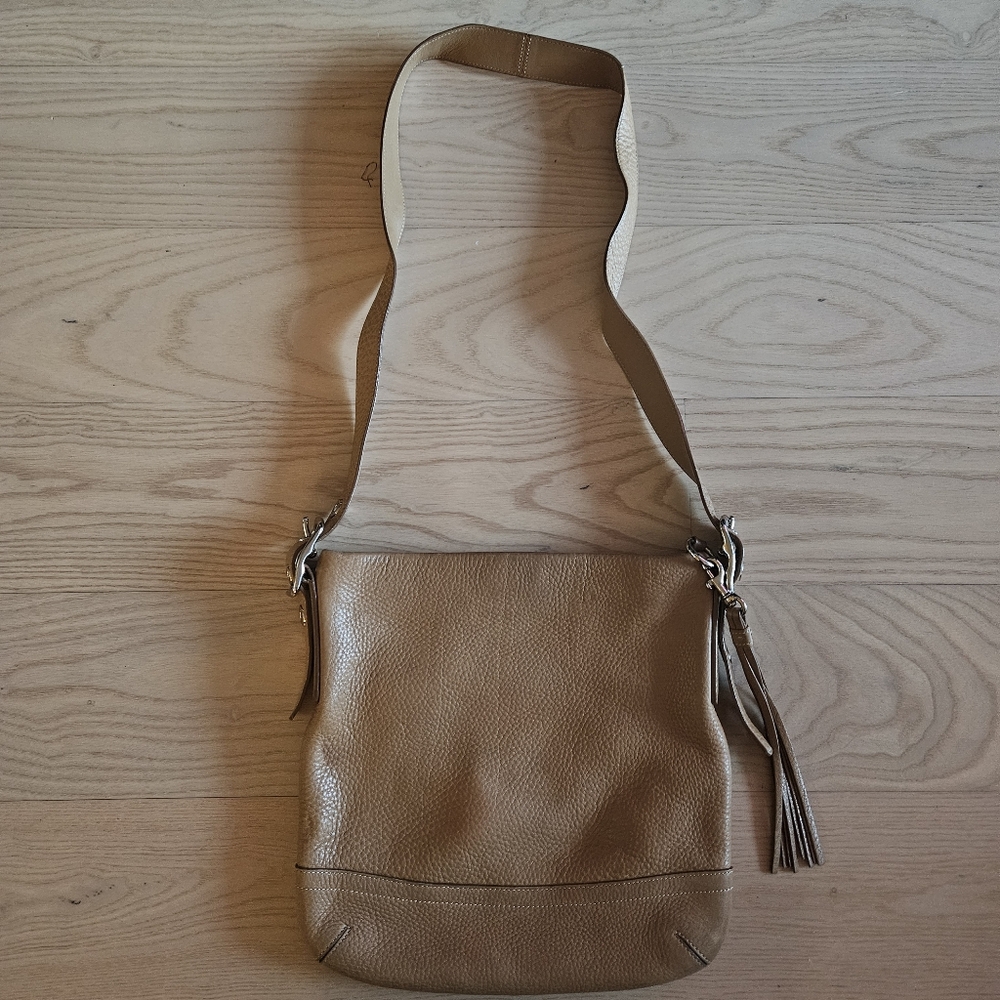 Vintage Coach Pebble Grain Beige Leather Crossbody Shoulder Slouch Bag F03790